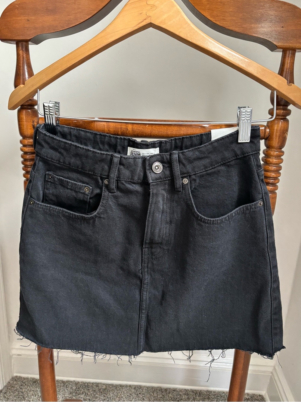 Zara Black Raw-Hem Denim Mini Skirt